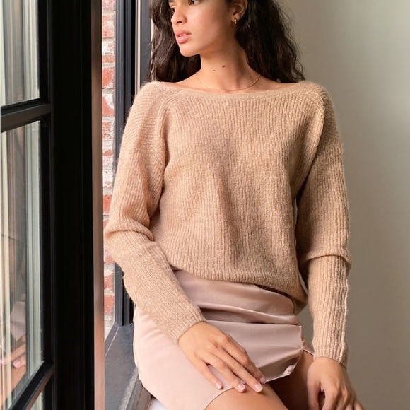 Wilfred Front to Back Cardigan|Aritzia| Medium - Picture 2 of 7